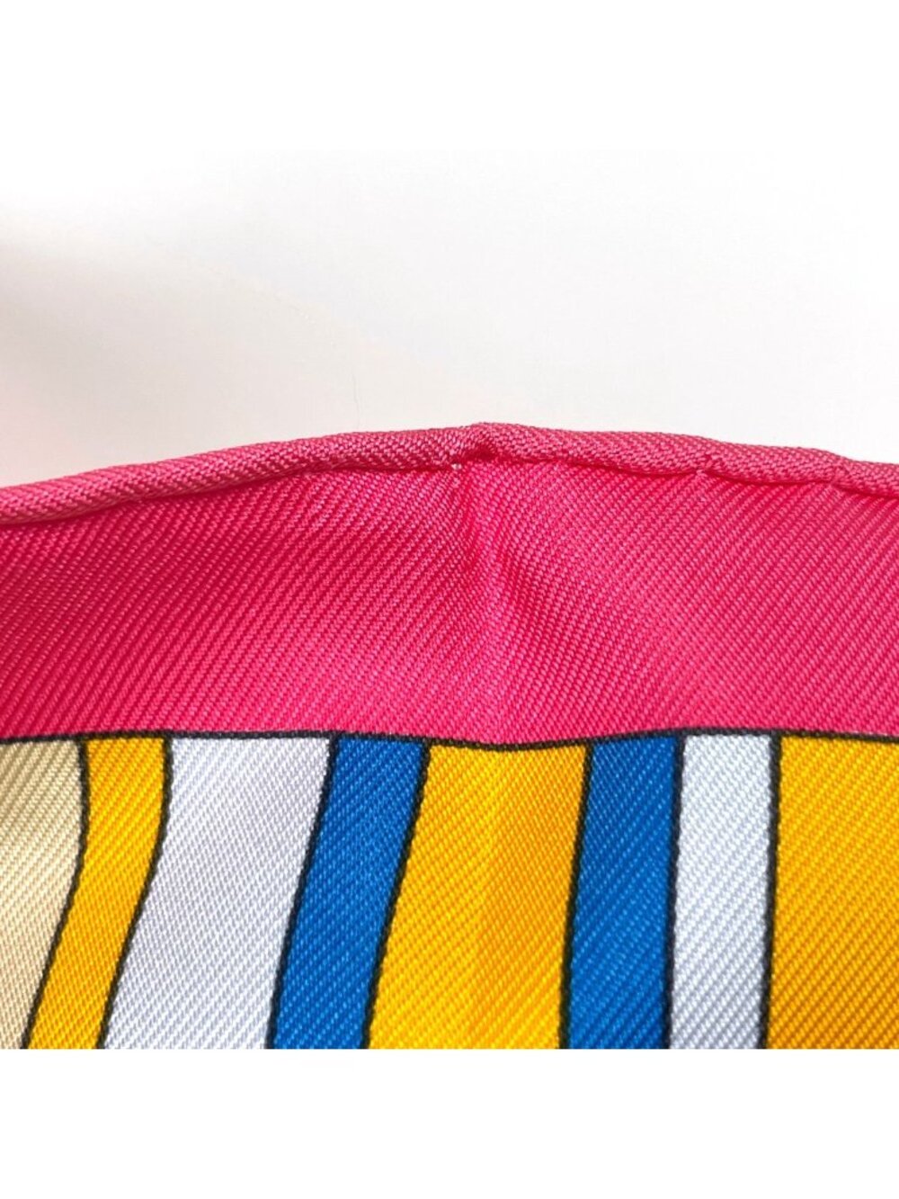 Hermes Carre 90 Prieres AU Vent Scarf Prayer in the Wind Silk Pink Multicolor - Picture 4 of 5